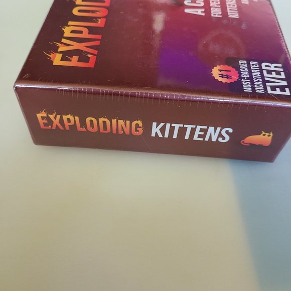 EXPLODING KITTENS Card Game Sealed Box 2021 NEW - Picture 6 of 7